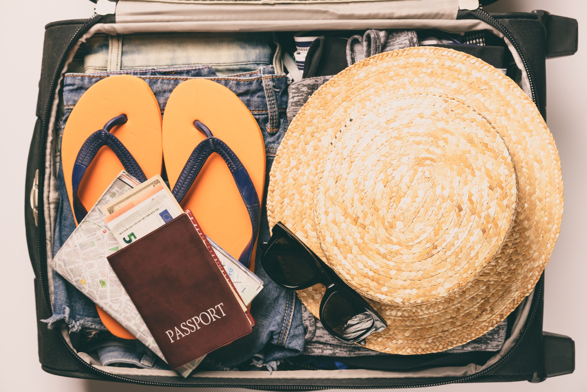 Open travel bag